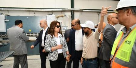 الوزير وعوض يتفقدان المجمع المتكامل لإدارة المخلفات بالعاشر