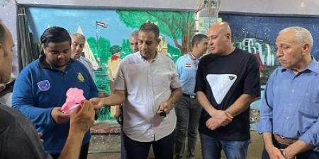 مدير الرياضة بالقليوبية يشهد "المعسكر الكشفي" بمركز شباب منطى