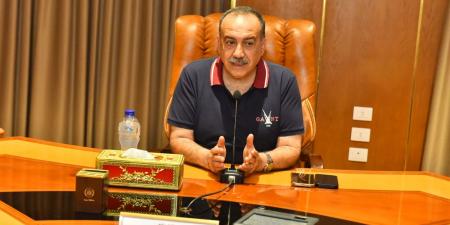 محافظ أسيوط يطلق حزمة مبادرات تنموية وخدمية بالتعاون مع المديريات