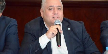 محمد عصمت: مصر قاطرة الأمة العربية بمجال الصيدلة والدواء  