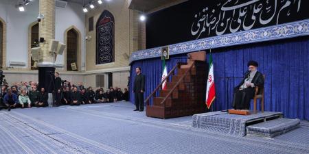 الامام الخامنئي: الشعب الإيراني لن يخضع للأوامر والشروط الأميركية غير اللائقة