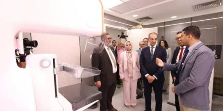 وزير الاتصالات يطلق منظومة مصرية للكشف المبكر عن سرطان الثدي بالذكاء الاصطناعي