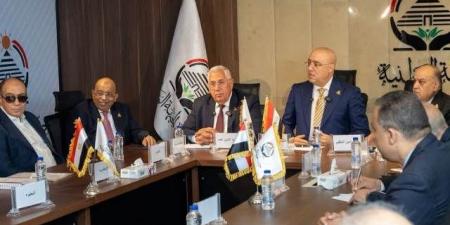 الجبهة الوطنية" يدقق فى اختيار ممثليه.. لـ "سنه أولى"نواب