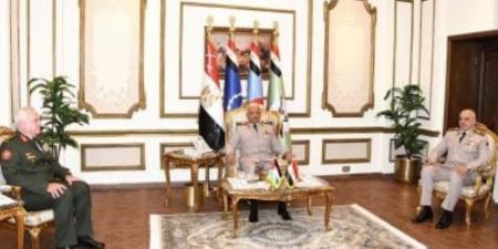 وزير الدفاع ورئيس الأركان يلتقيان رئيس هيئة الأركان المشتركة للقوات المسلحة الأردنية