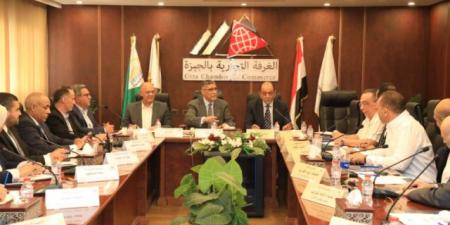 محافظ الجيزة: التجهيزات جارية لإقامة ثلاث معارض " أهلا مدارس"