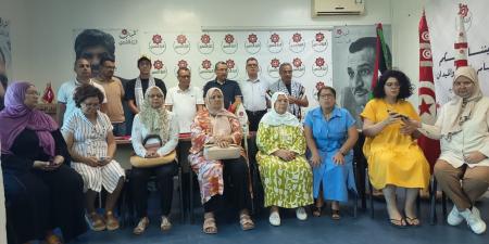 أعضاء من حزب التيار الشعبي ينفذون إضراب جوع بمقر الحزب تضامنا مع غزّة