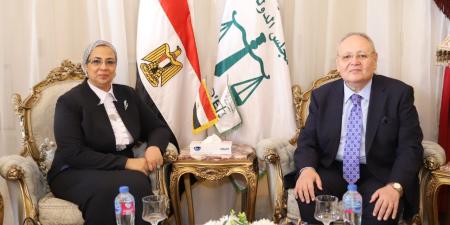 رئيس مجلس الدولة يستقبل رئيسة المجلس القومي للمرأة