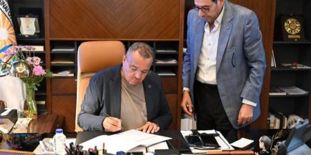 محافظ جنوب سيناء يعتمد نتيجة الدور الثاني للشهادة الإعدادية بنسبة نجاح 91.9%