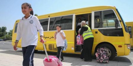 مشرفات الحافلات.. جنديات مجهولات في منظومة التعليم