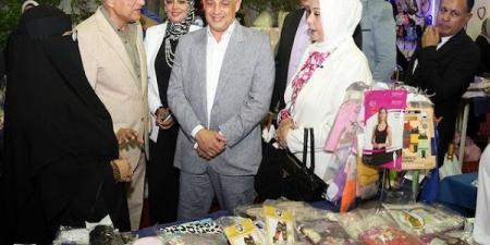 إقبال جماهيري كبير على معرض "أهلاً مدارس بالإسماعيلية