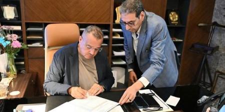 محافظ جنوب سيناء يعتمد نتيجة الدور الثاني للشهادة الإعدادية