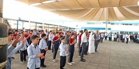 مدارس الإمارات تستقبل مليون طالب بحفاوة وترحاب