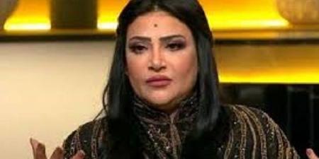 بدرية طلبة عن شائعة شطبها من نقابة: " لسه لكم عين"