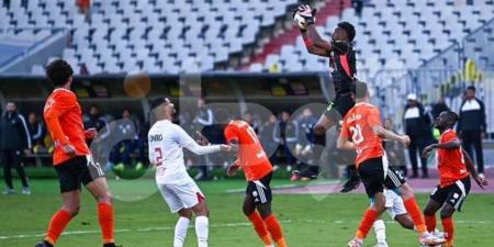 شوط أول سلبي بين الزمالك وفاركو في الدوري