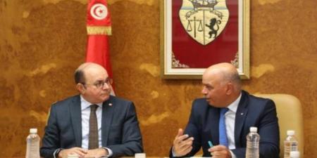 بلاغ هام مشترك لوزارة النقل ووزارة السياحة..وهذه التفاصيل..