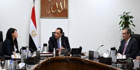 مدبولى يستعرض خطط الدولة للتحول الرقمي وجذب المزيد من الاستثمارات