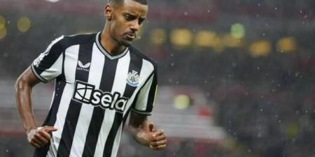 ليفربول يتمسك بضم إيزاك.. ونيوكاسل يطلب 150 مليون إسترليني