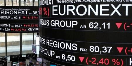 تراجع المؤشرات الأوروبية مع تصاعد الأزمة السياسية في فرنسا
