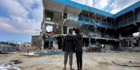 "التربية": 18.489 طالبا استُشهدوا ودمرت 232 مدرسة وجامعة بالكامل منذ بداية العدوان