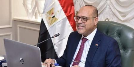 رسميا.. وزير العمل: قانون العمل الجديد يدخل حيز التنفيذ فى 1 سبتمبر