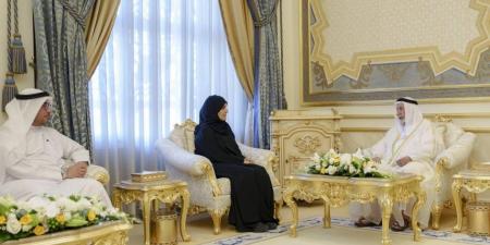 سلطان يعتمد الهيكل التنظيمي لحضانات الشارقة الحكومية