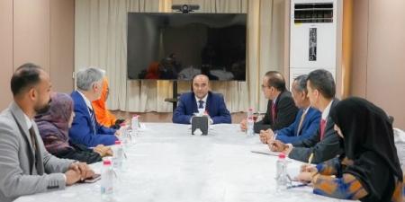 رئيس الوزراء يشدد على توظيف المساعدات المقدمة من المنظمات بطريقة فعالة