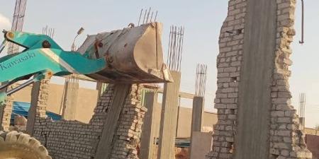 إزالة 4 حالات تعدي علي أملاك الدولة بالشرقية