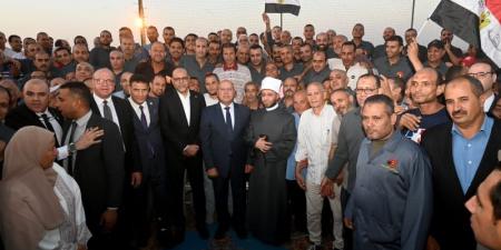 وزير العمل من داخل "النصر للمسبوكات": عودة الإنتاج دليل نجاح خطة الدولة لدعم الصناعة الوطنية