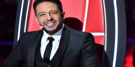 محمد حماقى يتعاون لأول مرة مع الشاعر عمرو المصرى فى ألبومه الجديد