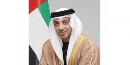 منصور بن زايد مهنئاً بيوم الإماراتية: المرأة تواصل دورها المحوري برؤية «أم الإمارات 50:50»