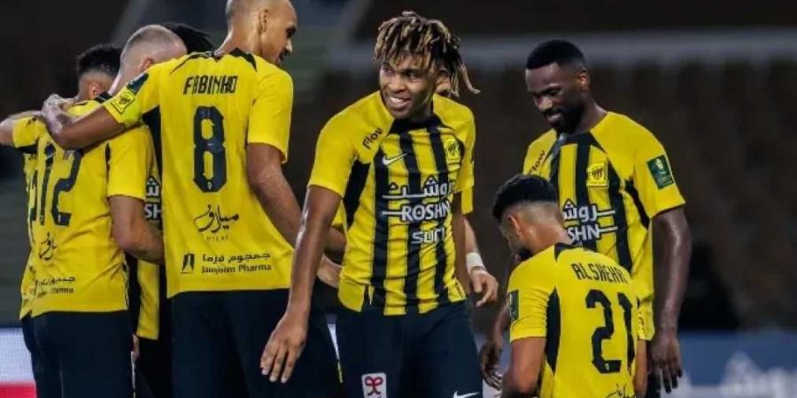 ما هي القنوات الناقلة لمباراة الاتحاد والقادسية؟