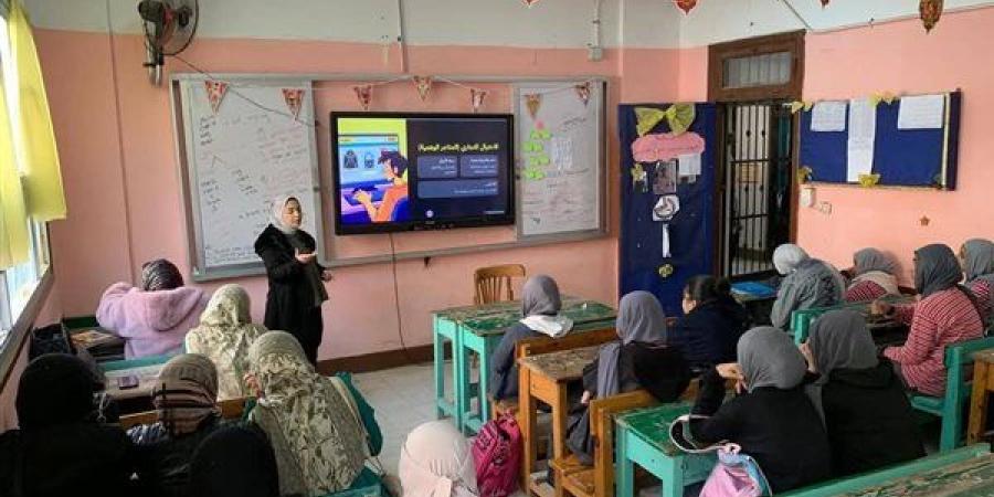 جامعة القناة تنظم ندوة توعوية حول سبل الحماية من الاحتيال والتنكر الإلكتروني