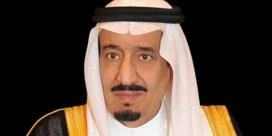 الملك يصل إلى جدة قادمًا من الرياض