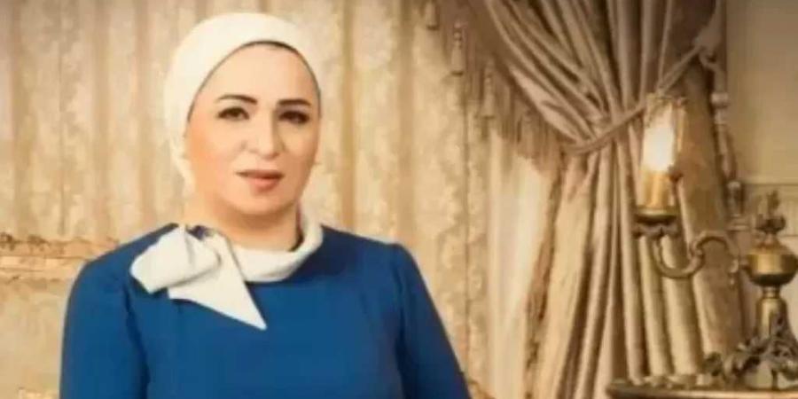 السيدة انتصار السيسي تستجيب لطلب الطفل يونس فى احتفالية يوم المرأة المصرية