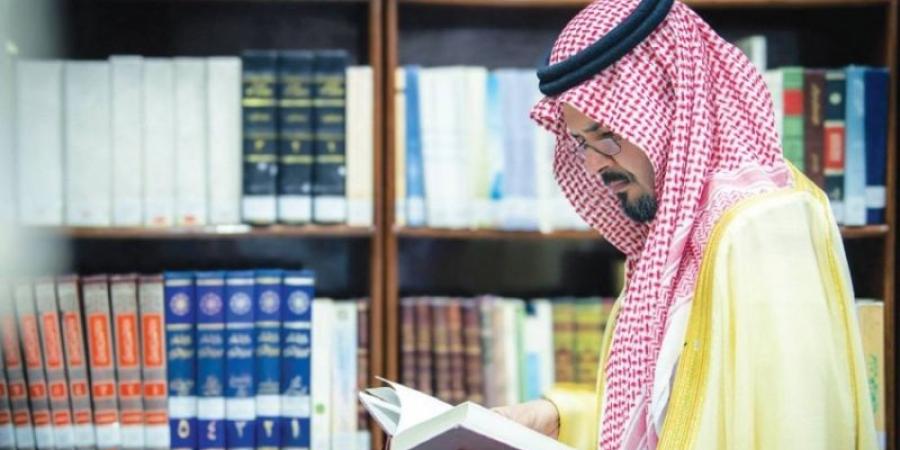 سلمان بن سلطان يدشِّن مشروعات لتوثيق تاريخ المدينة