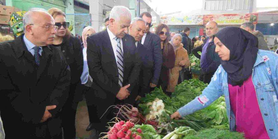 وزير التجارة يُعاين مستوى التزويد والأسعار بولاية منوبة