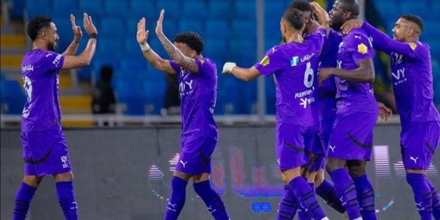 الدوري السعودي.. الهلال يفوز على التعاون ويقلص الفارق مع الاتحاد