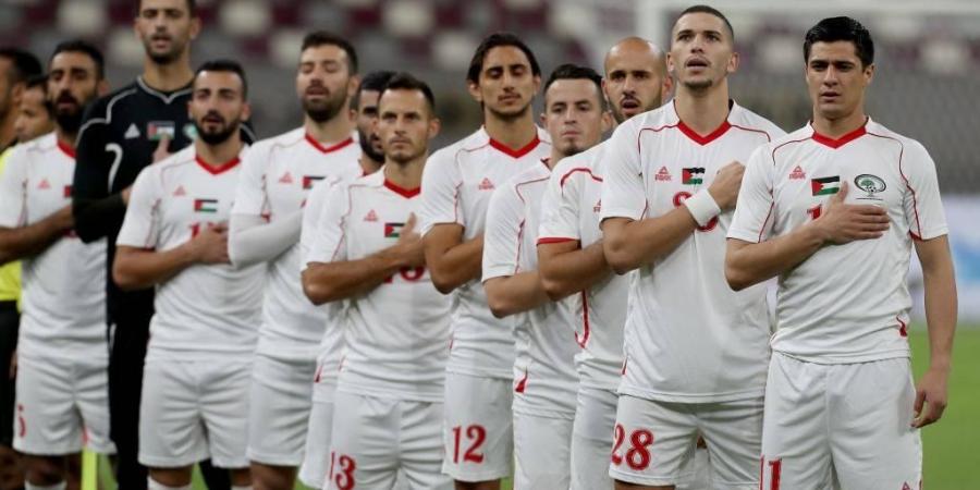 المنتخب الفلسطيني يبدأ تدريباته في عمّان