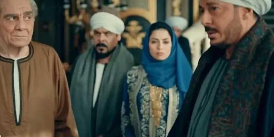 مسلسل حكيم باشا الحلقة 16.. مصطفى شعبان يواسي ميدو عادل بعد كشف المستور