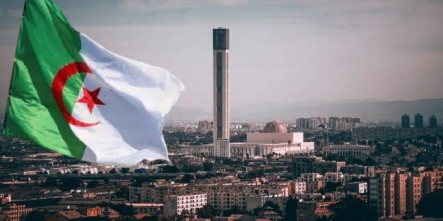 الجزائر تقلّص مساحة سفارة فرنسا ومقر إقامة السفير