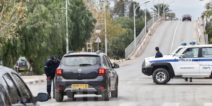 مأساة على الطريق الصحراوي: 9 قتلى في حادث انقلاب شاحنة جنوب الجزائر