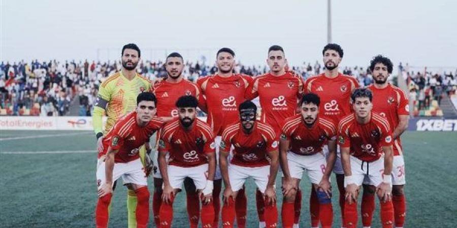طاهر وأبو علي يقودان هجوم الأهلي أمام حرس الحدود في دوري نايل