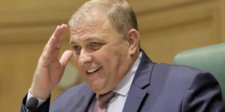 النائب خميس عطية يسأل وزير الصحة عن الحليب الفاسد