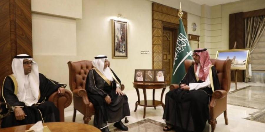 مُحافظ جدة يتسلّم تقرير إنجازات وخدمات ميناء جدة الإسلامي المقدمة لضيوف الرحمن