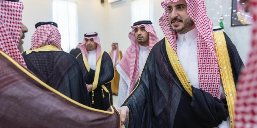 أمير الجوف يلتقي أهالي محافظة صوير