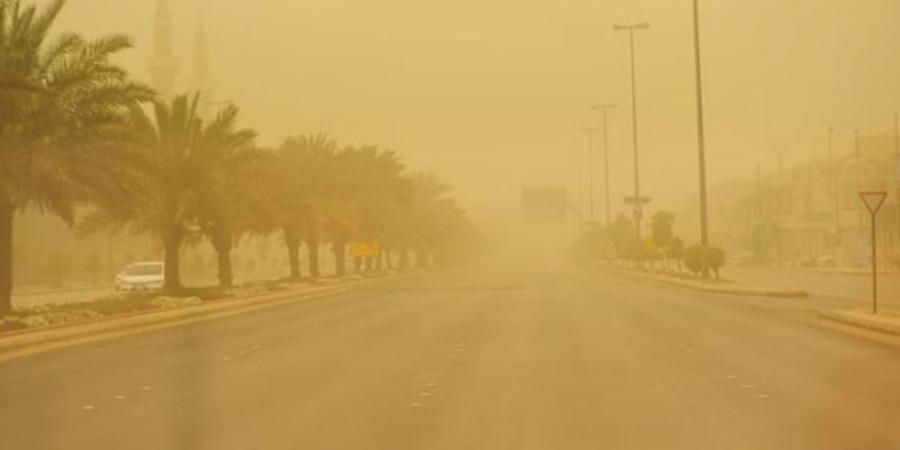 الأرصاد: رياح شديدة السرعة على عدد من محافظات منطقة مكة المكرمة