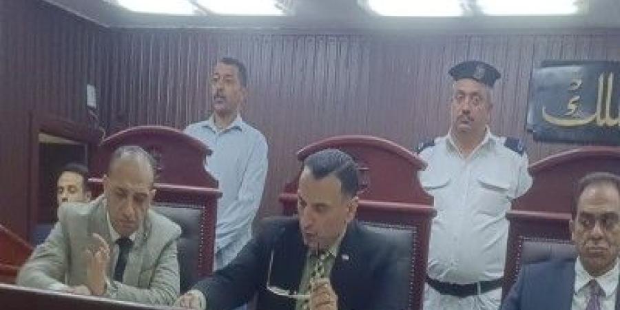 المؤبد لصاحب محل وطباخ وفكهاني لإتجارهم في المخدرات بالقليوبية