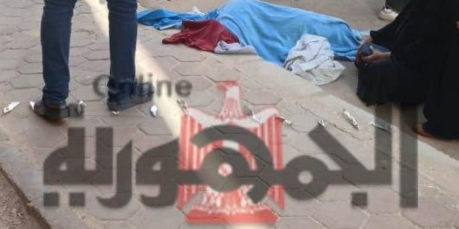سيدة العبور سقطت من الدور السادس..  والأهالي: الزوج ألقاها من الشرفة فوقعت جثة هامدة.. صور