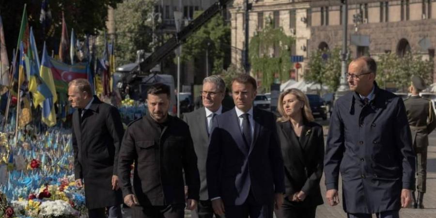 قادة دول أوروبية يصلون إلى كييف بالقطار لدعم محادثات السلام