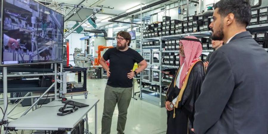 تعاون مع النمسا في التصنيع المتقدم
